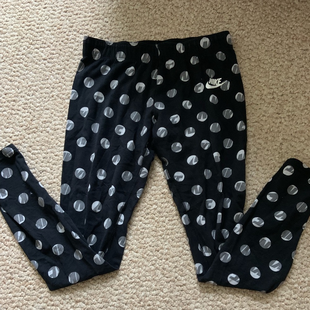 Girls nike leggings!
